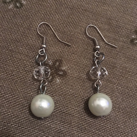 Vintage Beautiful Faux Pearl and Clear Beaded Dangle Hook Earrings - Picture 1 of 6